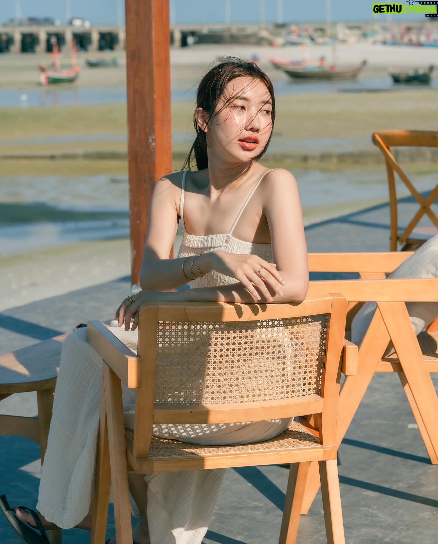 Thanwaporn Nasombat - 3 Likes - ร้านกาแฟลับๆริมหาดหัวหิน 🌴
มาทีไรก็ชอบ 🌊
#นะโมจะเที่ยว
