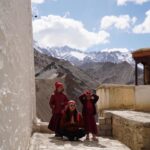 Thanwaporn Nasombat Instagram – นะโมอินอินเดีย ภาพแรก ถ่ายรูปกับเณร 🙏