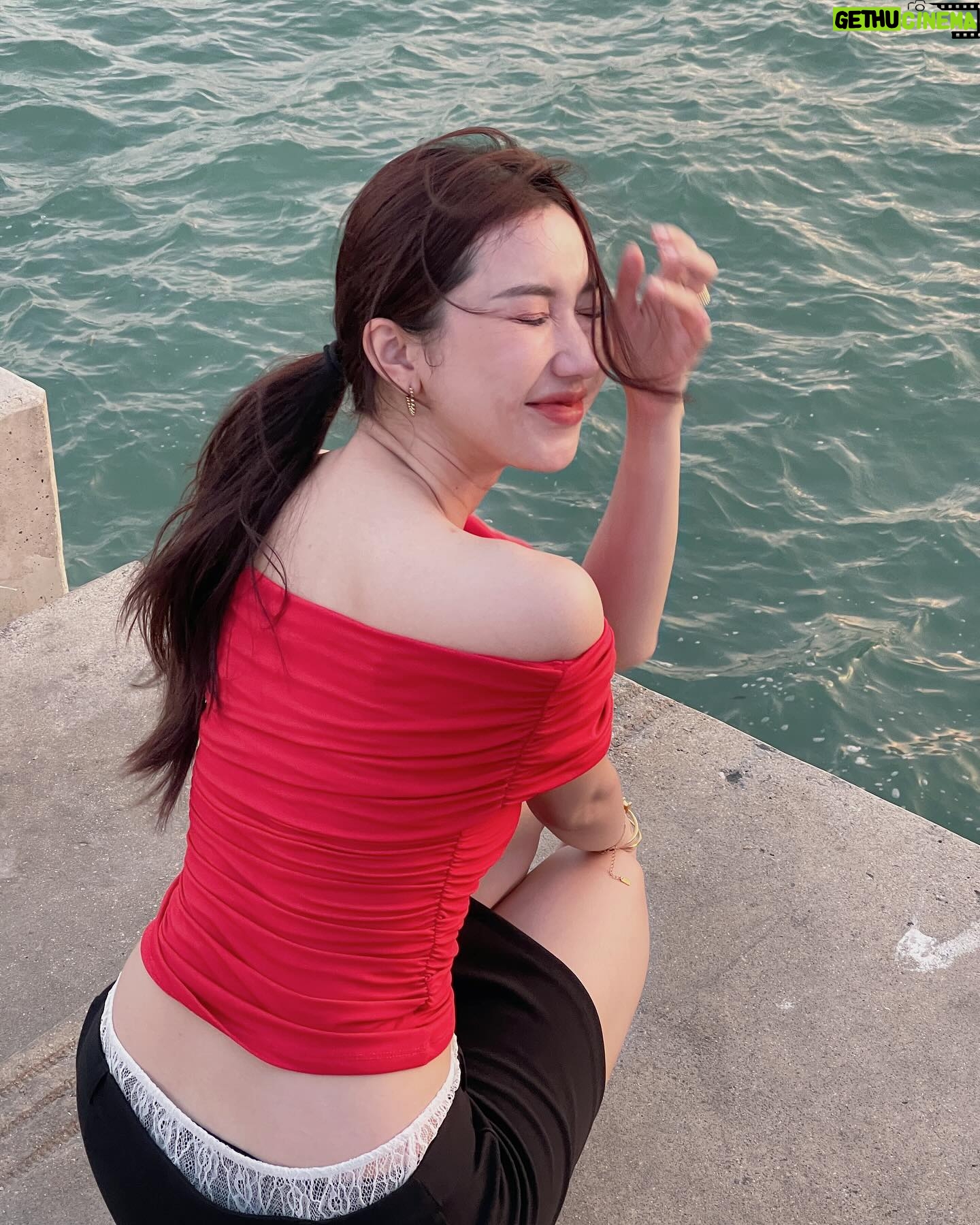Thanwaporn Nasombat - 3 Likes - หัวหินมีอะไรบ้างงับ 🌊🐚🦪
#นะโมจะเที่ยว
