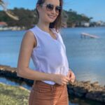 Thays Gorga Instagram - Esse mundão é tão cheio de lugares lindos! E essa ilha é um deles! Fico encantada sempre que volto para passear! 🏝