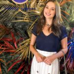 Thays Gorga Instagram - Tem coisa melhor do que encontrar vários amigos no mesmo lugar? Foi tudo tão gostoso que eu esqueci de tirar fotos com um monte de gente querida! 🤷🏻‍♀️ E lembram do look da @infinifashion que vocês escolheram na enquete que fiz semana passada? Usei ele para ir no evento!🍀✨