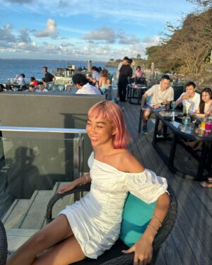 Thelma Aoyama Instagram - 【時差ポスト】📍BALI - ホテル: @ayanaresort @ayanahotelsjp の新しく出来たAYANA SEGARAにalisaと行ってきたよ!!❤️🌴☀️本当に天国みたいなホテル。
ホテルから出なくても十分にバリを楽しめるオススメホテルなので、機会があったら是非行ってみてほしい!!
@alisaueno のYoutubeのVLOG出てるので見てね🤍🤍🤍