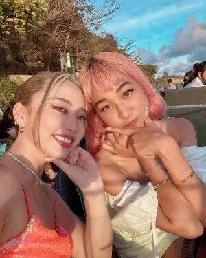 Thelma Aoyama Instagram - 【時差ポスト】📍BALI - ホテル: @ayanaresort @ayanahotelsjp の新しく出来たAYANA SEGARAにalisaと行ってきたよ!!❤️🌴☀️本当に天国みたいなホテル。
ホテルから出なくても十分にバリを楽しめるオススメホテルなので、機会があったら是非行ってみてほしい!!
@alisaueno のYoutubeのVLOG出てるので見てね🤍🤍🤍