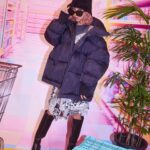 Thelma Aoyama Instagram - 今日から数量限定でFOREVER21とのコラボアイテムが発売になりました!! 再販は無いので、気になったら是非お早めにゲットして下さい💖🎀🙋🏽‍♀️ 気に入って貰えたら嬉しいー!!❤️‍🔥❤️‍🔥 ノベルティで「ショッピングバッグ」を先着でプレゼントしてます:) #forever21 #フォーエバー21 🎀アイテム4型🎀 ①モンスターブルゾン　「＃ブルブル震えながらも存在デカめで歩くと決めた私のブルゾン」 ￥17,600(税込) カラー3色【ブラック、ピンク、ライトブルー】、サイズフリー ②グラフィックロンT　「＃時間無くてもこの一枚で決まっちゃう遅刻防止のロンT」 ￥4,950(税込) カラー2色【オフホワイト、ブラック】、サイズ2型【S,M】 ③グリッターパンツ　「＃流石にスワイプで飛ばされないシャカパン」 ￥5,500(税込) カラー2色【ピンク、パープル】、サイズ2型【S,M】 ④ビジューデニムパンツ　「＃うちらの未来みたいにキラキラ眩し過ぎるデニム」 ￥9,900(税込) カラー2色【ライトブルー、ブルー】、サイズ2型【M,L】 ■発売場所 [全国3店舗] ・大阪 / ららぽーと門真店 ・千葉 / ららぽーとTOKYO-BAY店 ・【9/15NEW】横浜 / ジョイナス店 [WEB STORE]【※9/15(金)10:00～発売開始】 ・公式WEB STORE.st　 ・ZOZOTOWN