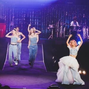 Thelma Aoyama Instagram - 🍙BUDOUKAN ONIGIRI FES. PART2🍙
M6: stay with me
M7: yours forever feat @aishonakajima 
M8: 1LDK
M9: No No No
❤️❤️❤️
