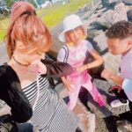Thelma Aoyama Instagram - 🌸🩷☀️✌🏽🐳最高な休日🩵🌺🐬🦋🌴🌻 @ange1115 (いつメン) @y_atsushi0123 (初メン) ドライブ→公園→YouTube撮影→お台場でガチャ→プリクラ→クレープ→足ツボ🩷🙋🏽‍♀️ 楽しすぎた1日🫶🏼