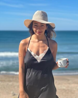 Thelma Fardin Instagram - Nico dice que a la mañana parece que en la noche me puse botox, no me operé, recién me levanto