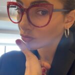 Thelma Fardin Instagram - El último video es mi ojo: pupila e iris convirtiéndose en galaxia 👁️ En el medio Morita bostezando.