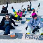 Thelma Fardin Instagram - Felicidad se dice montaña y amigos. Y para darlo todo en la nieve el stayle es de @roxyargentina