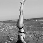 Thelma Fardin Instagram - 🧘‍♀️ 🌊 y @roxyargentina