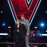 Theo Rose Instagram - In seara asta incep duelurile la @vocea_romaniei 🙈 Am muncit mult si am incercat sa ii provocam frumos. I-am iubit dupa zilele alea de repetitii. Sunt extraordinar de buni si de seriosi si am emotii pentru alegerile pe care le vom face. Stiu ca o voce buna nu poate fi definita de un moment si ca ea poate avea oricand o revenire spectaculoasa. Voi posta la story momente de la repetitii si de prin backstage. Va astept acolo♥️🙏🏽 #teamHoriaRoz Tinuta mea @pif.stephano 🔥