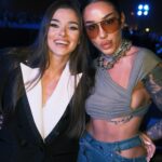 Theo Rose Instagram – Poze pe care am zis ca le postez si am uitat📸
Oamenii momentului, “ma bebe” aka @cristinaa.stefaniaa , “Dumnezeu” aka @monica_munteanu , “vtm” aka baietii mei, “no 1 sase saptamani” aka @andreiursumusic si “vocea Romaniei” aka @alessandra__official 😂♥️