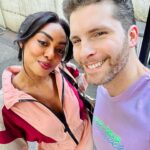 Thiago Fragoso Instagram - Gravando com a talentosíssima @dandaramariana 🎥 💙🌟❤️ #travessia #novela #telenovela