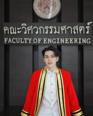 Thitipong Sangngey Instagram - จบแล้วค้าบ  รับปีหน้านะครับ เจอกานน ❤️‍🔥

#FortFTS #ComeFortZon #BabyFeat
