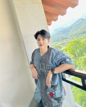 Thitipong Sangngey Instagram - 你，好不好？
📸 @peat.wst 

#FortFTS #ComeFortZon #BabyFeat