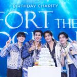 Thitipong Sengngai Instagram - งานผ่านมาหลายวันแล้วยังออกจากงานไม่ได้เลย ขอมาขอบคุณทุกคนอีกซักรอบนะค้าบ🌊 ขอบคุณทีม @memindyofficial @mame_orawan ขอบคุณพี่เมย์นะค้าบซัพพอร์ตอยู่หลังบ้านเสมอเลย ขอบคุณพี่ @vic_alife นะค้าบมาค่อยเฝ้าน้องซ้อมตลอดเลยเลิฟๆ และพี่ๆทุกคนที่คอยซัพพอร์ตนะครับ @kishi_iii @kun_karin @janeweii__ @cherrylismm ขอบคุณพี่ @art_orawat ช่วยซัพพอร์ตงานนี้ตลอดเลย เลิฟๆ ขอบคุณลูกค้าทุกท่านเลยนะค้าบ @trofi_official , @bravobkkmall For u ,RoseRose , @magiccubeth งานนี้จะเกิดขึันไม่ได้เลยถ้าขาดท่านใดท่านนึงไปขอบคุณมากๆเลยค้าบ🥺💕 ขอบคุณทีมออแกไนซ์ No.1. ด้วยนะค้าบจัดงานให้ผมได้ดีมากเลย ประทับใจมากเลยค้าบรักพี่ๆทุกคน ขอบคุณที่ช่วยซัพพอร์ตน้องนะค้าบ @goodtime9.th @lekkovit @koysritra @sayumpoo_b @dol_dol @korice.bp และ ทุกคนในทีมเลยค้าบ ขอบคุณครู @kohmrsaxman และวงทาเคชิแบรนด์ทุกคนเลยนะค้าบดีใจที่ได้ร่วมงานกับพี่ๆทุกคน ขอบคุณช่วยสร้างโชว์ที่สมบูรณ์แบบนี้ให้ผมนะค้าบ 💕 ขอบคุณครู @gareengreenaf7 นะค้าบที่ช่วยปั้นเสียงผมให้พร้อมสำหรับงานวันนี้ ไว้ไปเพิ่มวิชากันค้าบ ขอบคุณทีมแดนเซอร์จาก @passionfruitdna @eggout @p.o._to_k.o @acare.ns และทุกคนเลยน้าเก่งมากๆ เลย💕 ขอบคุณพี่ๆ LITA ทุกคนเบย @peat.wst 💕 @boss.ckm @noeullee_ ขอบคุณมี่มาร่วมโชว์กับน้องน้าดีใจที่ได้ร้องเพลงและมีโชว์กับพี่ทุกคน เลิฟที่สุดมาจุ้บคนละที🥺💕 ขอบคุณทีม @trofi_official ทุกคนเลยน้า ออกบูธครั้งแรกเก่งมั้กๆ @folk_yanavarut @aunsam_makeup @giftdekshykad @teeportp @chayaneessa @_xwp92 ขอบคุณครอบครัวที่มาช่วยจัดบูธแจกอาหาาให้นะค้าบ น่าจะเหนื่อยน่าดู เลิฟๆ ไว้พาไปเลี้ยงข้าวค้าบ @fun_titan1440 @noot_romhub @karakade___ oke @om_firstt @wasuponllksw และทุกคนเลยค้าบ ขอบคุณหน้าผม @jeanthailand2531 @aonnthaanaa ปังตลอดไม่เคยเปลี่ยน ขอบคุณชุดสวยๆจาก @170v.sty @_meanymx ปังที่สุด และขอบคุณทีมงานทุกคนนะค้าบอาจตกหล่นใครไปบ้างแต่ทุกคนเก่งมากเลยน้า ขอบคุณที่ช่วยทำงาน FortTheOcean สมบูรณ์แบบนะค้าบ🥺💕 สุดท้ายนี้ขอบคุณแฟนครับทุกคนที่ซัพพอร์ตผมนะค้าบ ดีใจที่ได้เจอทุกคนในวันเกิดปีนี้นะค้าบ ทั้งในงานและหน้าจอเลย และขอขอบคุณบ้านแฟนคลับทุกบ้านทีมแปลทุดทีมที่คอยซัพพอร์ตกันมาตลอดเลยนะค้าบ รักทุกคนนะค้าบComeFortZon ของผม 🥺💕 #FortFTS #ComeFortZon #BabyFeat