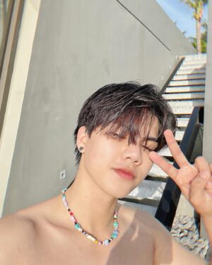 Thitipong Sangngey Instagram - Morning Kub 🌤️💕

#FortFTS #ComeFortZon #BabyFeat