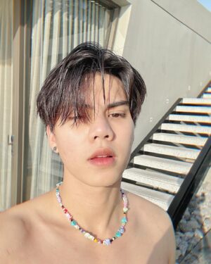 Thitipong Sangngey Instagram - Morning Kub 🌤️💕

#FortFTS #ComeFortZon #BabyFeat