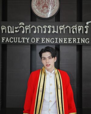 Thitipong Sangngey Instagram - จบแล้วค้าบ  รับปีหน้านะครับ เจอกานน ❤️‍🔥

#FortFTS #ComeFortZon #BabyFeat