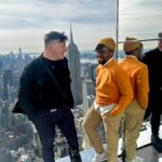 Thomas Sanders Instagram - New York… with Awesome People! 🏙️ Finally got to see my friend, Terrence, in his off-Broadway show, Titanique, and he was AMAZING. Also got to spend a day and see a new show, The Connector, with my beautiful friend, Valerie! AND was shown around to new places of NYC by this awesome new person I’ve met, Jojoe!! It blows my mind that that’s just a few of the things I did and people I met while on this trip. I’m feeling so incredibly happy and lucky in my life. Wishing you all wonderful moments with your friends this year! 💜