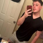 Thomas Sanders Instagram - Been feeling myself lately… even in the… less flattering… orange moments. ☀️