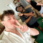 Thomas Sanders Instagram - Curves, Capes 🧛‍♂️, Collabs, Cabaret, Cakes, Capes 🏖️, Kids, Kicklines, Cutting Carbs, and Subsequently More Cake