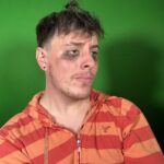 Thomas Sanders Instagram - Been feeling myself lately… even in the… less flattering… orange moments. ☀️