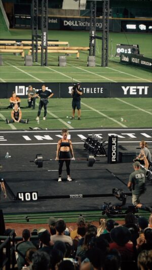 Tia-Clair Toomey Instagram - It’s not the heaviest weight I’ve lifted, but it certainly feels heavier than it has in a long while. 

I’m happy that I had the chance last night to test where I’m at with my strength.