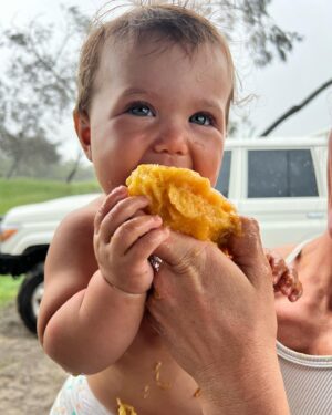 Tia-Clair Toomey Instagram - I think it’s safe to say, Willow loves mangoes! 🤣