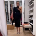 Tia Mowry Instagram – We clean up nicely ✨

Hair: @quitakellystyles 
MUA: @antonmakeup 
Style: @judystylexo