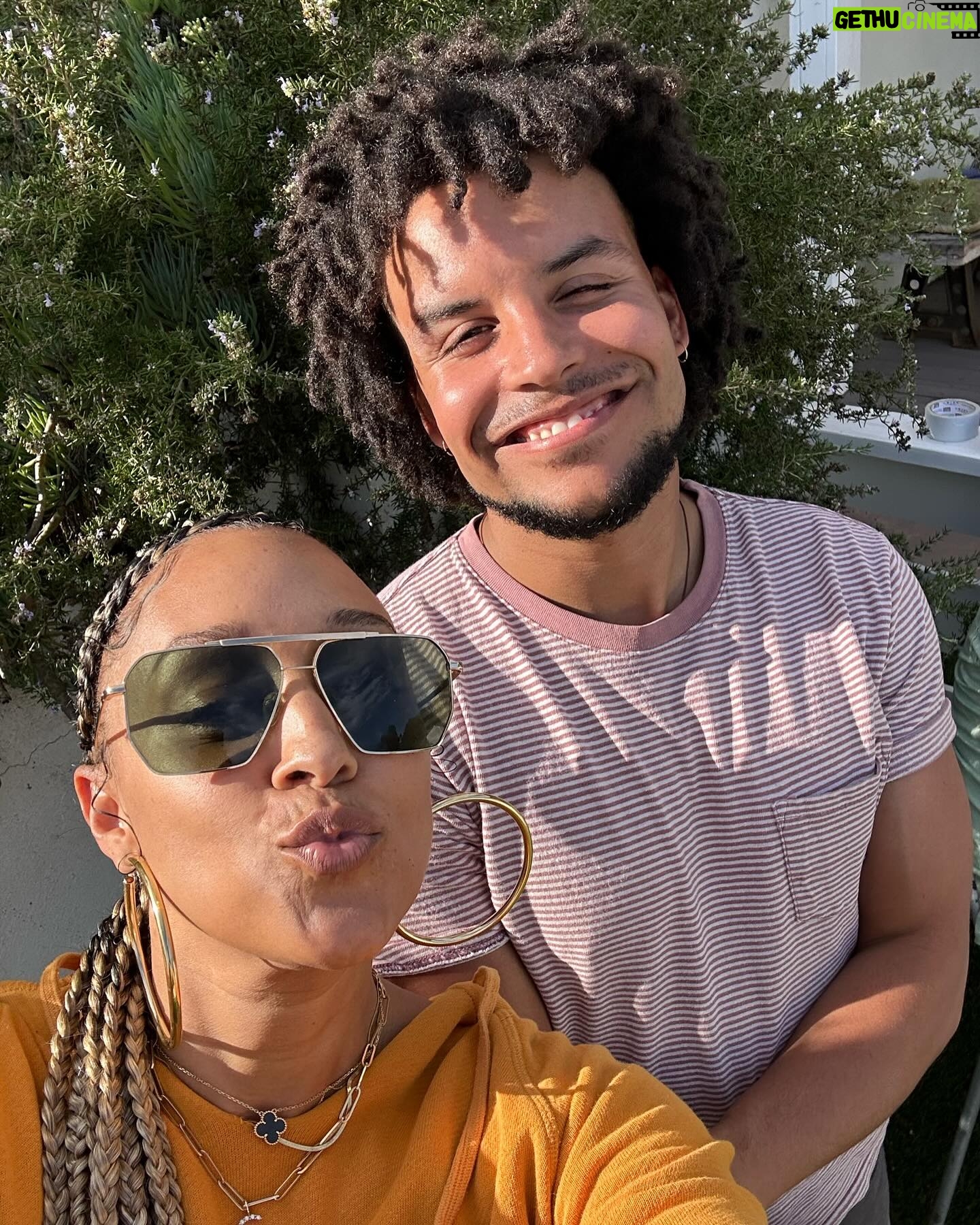 Tia Mowry Instagram - Happy National Siblings Day! There’s no bond quite like the one shared with siblings. They play a pivotal role in shaping our sense of identity, being our first friends, and helping us explore our interests. I’m so blessed with the siblings I have in my life. Tamera, to have shared a womb with you will forever be priceless. Tahj, learning about Mukbangs, going to Koreatown with you and Cree, and sharing Asian Cuisine have been some of my favorite memories. Tavior, I’m so proud to see you flourish as a husband and a father! It’s been amazing to watch. Grateful for the three of you! Love you all.