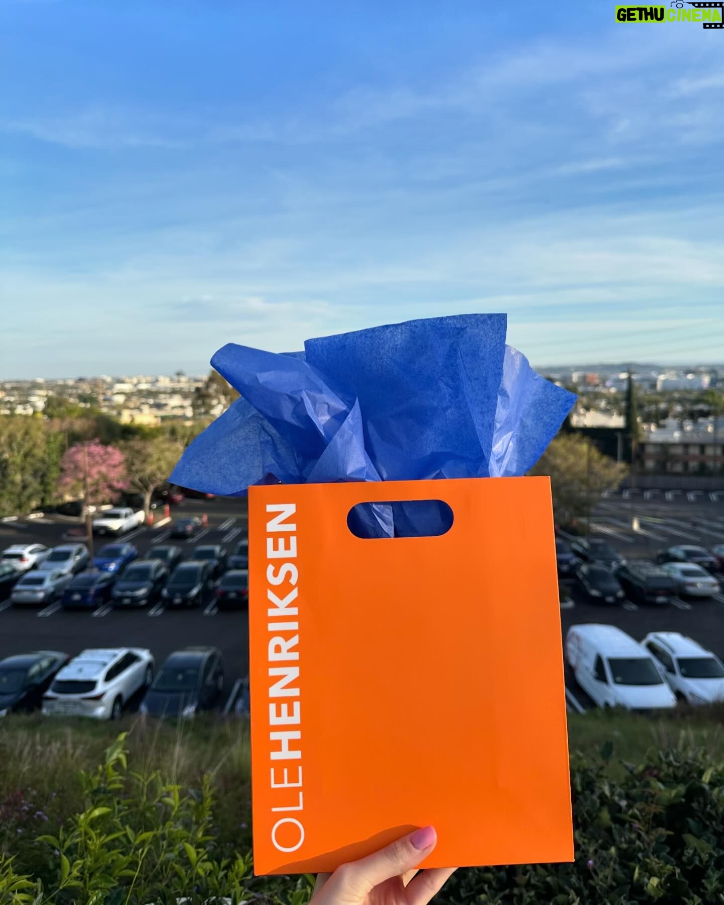 Tiera Skovbye Instagram - These are a few of my favorite things @olehenriksen 🧡