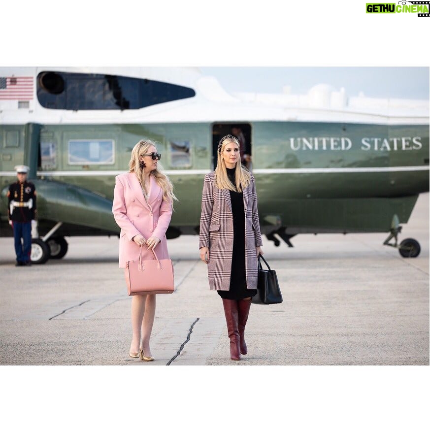 Tiffany Trump - 80.3K Likes - Happy Presidents’ Day, Dad! I love you so much and we are so proud of you! @realdonaldtrump ❤️🇺🇸💙#PresidentsDay