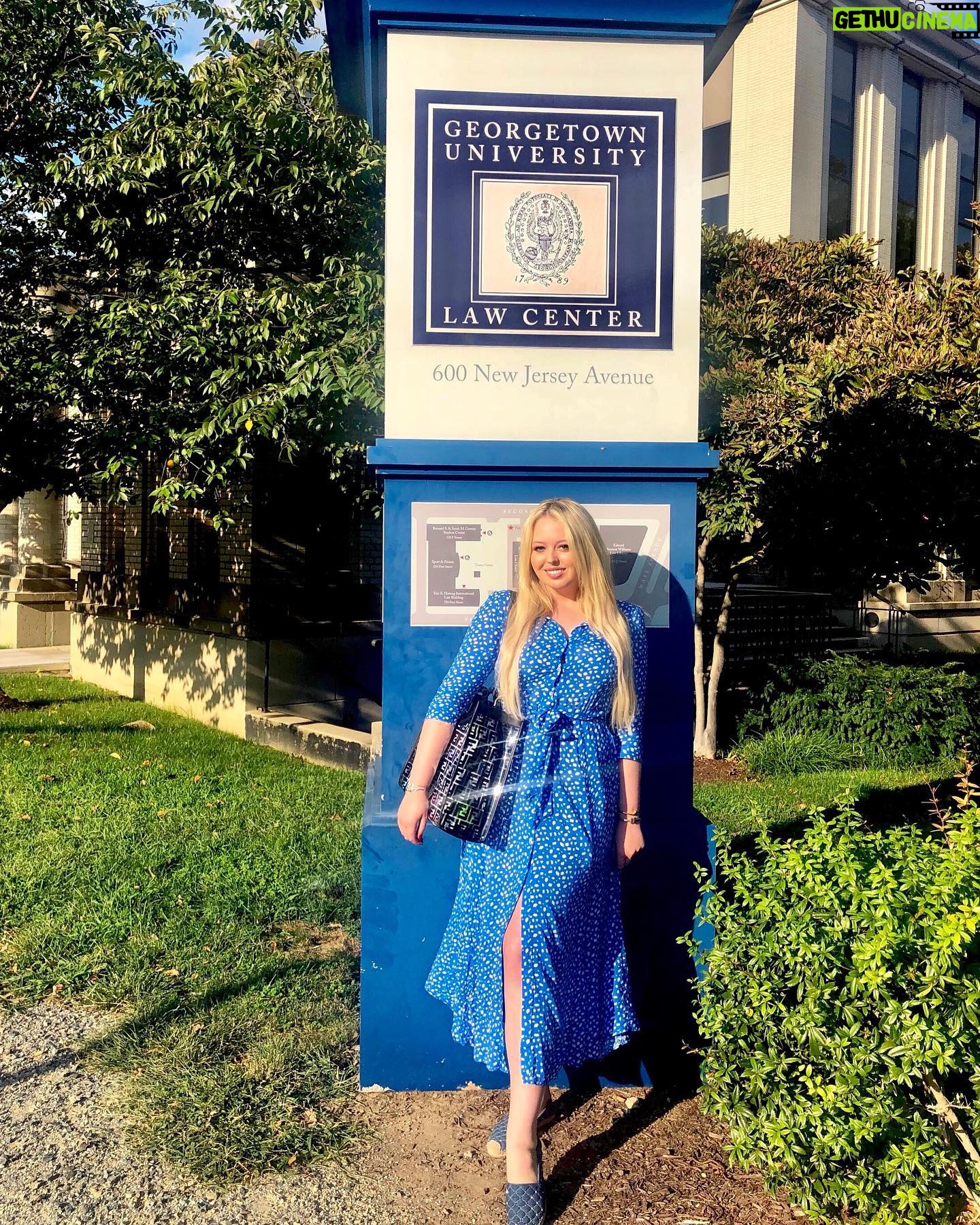 Tiffany Trump Instagram - Last first day of school ✔️ #3L #georgetownlaw #hoyalawya