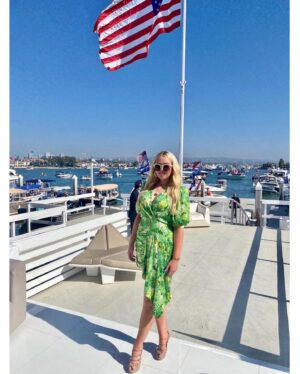 Tiffany Trump Instagram - Loved supporting my dad and being back in my home state of California! ❤️🤍💙#15Days