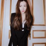 Tiffany Young Instagram - MOSCHINO 2024 SS COLLECTION 🖤🤍🩷💛 #Moschino #MoschinoSS24 #모스키노 #ad