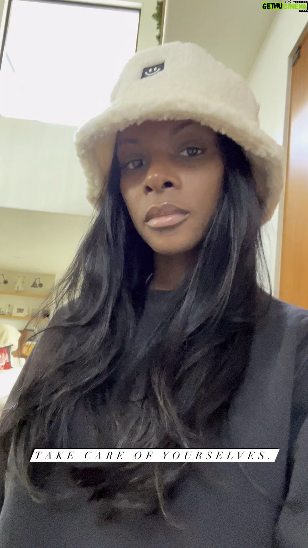 Tika Sumpter Instagram - Hi. I hope you’re taking care of yourselves. Love you.