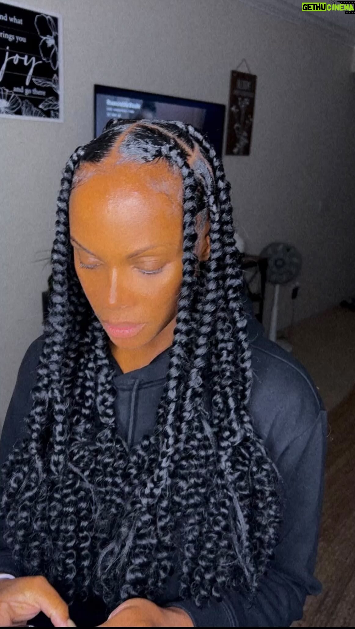 Tika Sumpter Instagram - The coolest and humblest human 🤎🤎 . . . . . . #butterflybraid #passionbraids #protectivestyles #protectivebraidstyles #largeknotlessbraids #knotlessbraids #knotlessboxbraids #braids #ocbraider #reels #explorepage #explorepage✨