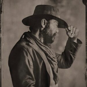 Tim McGraw Instagram - #1883 premieres TONIGHT on @paramountnetwork. Leave a comment if you’re gonna be watching!!