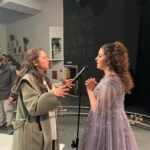 Tima Shomali Instagram – تصوير احد المشاهد القريبة على قلبي”ماذا لو فرح غنت؟” 🤍
@raneemhaithamm 
The Making of one of my favorite scenes “What if Farah sang?” What could’ve been…

 @filmizion @netflixmena
#alrawabischoolforgirls 
#مدرسة_الروابي_للبنات 
#فتيات_الروابي