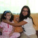 Tima Shomali Instagram – الصورة الاولى: أول فيلم قصير عملته ب حياتي تمثيل تارا عبود الطفلة – قبل ١٥ سنة 
الصورة الثانية: مسلسل مدرسة الروابي للبنات الجزء الثاني ٢٠٢٤ تمثيل تارا عبود الشابة المبدعة 

Same pose 15 years apart – actor and director growing togather 🤍

#alrawabischoolforgirls 
#مدرسة_الروابي_للبنات