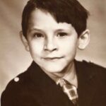 Timur Batrutdinov Instagram - С Днём знаний всех учащихся! Тимур Батрутдинов, 1Б класс. #школа #детство #ушибатруши