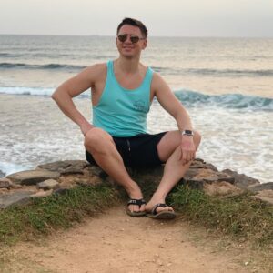 Timur Batrutdinov Instagram - Раз меня не пустили в Америку, тогда я пустил себя на Шри-Ланку 🏄🏻‍♂️