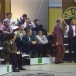 Timur Batrutdinov Instagram - Моё первое появление в КВН было в подтанцовке и массовке СпбУЭиФ. Я Мартиросяну периодически напоминаю, что когда-то танцевал и выносил ширму против него. Спасибо КВНу и с днём рождения!!! 🎉 📣 #КВН57 #деньрождения #квн #какстатьзвездой #найдименя