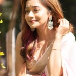Tina Datta Instagram – Under the sun’s spell, pink saree tales unfold .. Amidst the gentle rays of sunlight, the soft folds of my saree weave tales of warmth and elegance, painting a picture of serene radiance ✨
.
Happy Akshaytritiya 💕💕
.
#SaariLover #SaariGirlForever