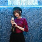Tina Tamashiro Instagram - diorbeautyの新しい香水のPOPUPに行きました。 ディオリビエラは、クリスチャン・ディオールがこよなく愛したリビエラとの記憶を物語り、そして南仏に降り注ぐ優しい太陽の日差しからインスピレーションを得て作られました。  開放的なリゾートを連想させ、まさに人生を謳歌させてくれるような香り。  この季節にぴったりですが、肌にまとうと1日を通してあらゆる表情に変化します。   ローズ、いちじくの出会いからはじまる香りと蜂蜜のようなとろりとした色合い。輝くような日に導くためにつけたい香水です。 原宿にて期間限定のイベントも開催中なのでぜひ体験してみて下さい。 @diorbeauty @dior #メゾンクリスチャンディオール #ルジャルダンディオリビエラ #ディオールファインジュエリー #LEJARDINDIORIVIERA #SUPPORTEDBYDIOR 🤍@sachikogarcia_