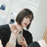 Tina Tamashiro Instagram - リニューアルオープンした リモワ ストア 表参道に行ってきました🫶🏻 普段から愛用しているスーツケースは全てリモワのもの なので、撮影しながら次は何色にしようかな〜なんて 考える時間もわくわくでした。⚪️ 「障子」や「飛び石」「畳」といった日本の伝統的なデザインを反映した店内は、ラグジュアリーでゆったりとした空間で、私の好きな若草色もアクセントになっていてとても素敵でした。記事も合わせてチェックしてね。 @rimowa @fashionsnapcom #RIMOWA #PR