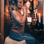 Tina Turner Instagram - As I share in my book "Happiness Becomes You," I often pray for my fans. This week is Golden Week in Japan and also sees celebrations in Buddhist communities around the world. These festivities include prayerful days to honor Mother Nature, a Children's Day to respect future generations, and the Buddhist celebration of Soka Gakkai Day in which we appreciate and reflect on the goodness in our lives. Now as ever I appreciate you, my fans, and I'm sending you all love! Photo Credit: Brian Lanker Archive #HappinessBecomesYou #Buddhism #Book #goldenweek @atriabooks @harpercollins @looping_group