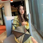 Tipnaree Weerawatnodom Instagram - Hmmmm 🌦️ #loewe