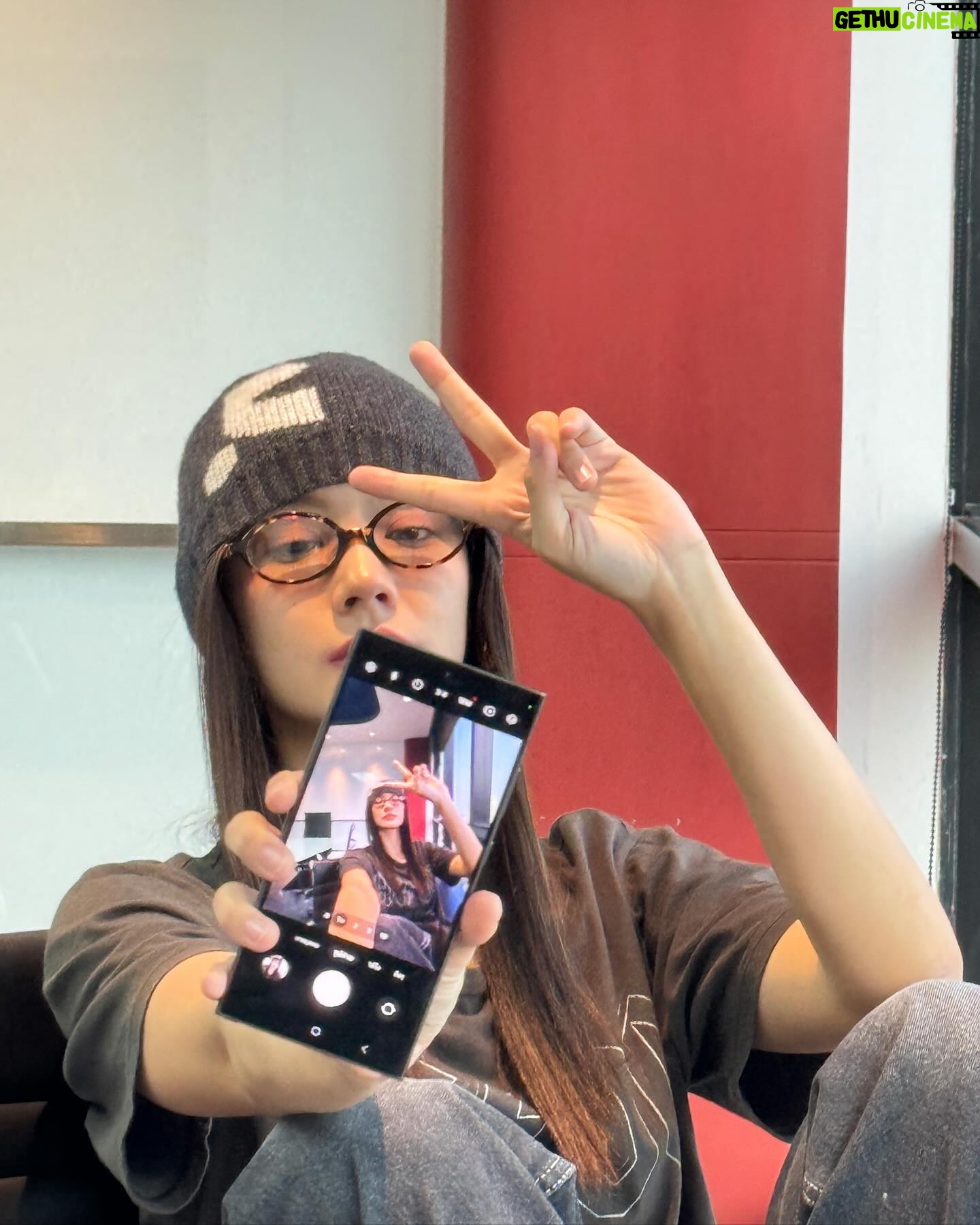 Tipnaree Weerawatnodom Instagram - Fightinggggggg 🤓✌🏻 #SAMSUNGGALAXYS24ULTRA